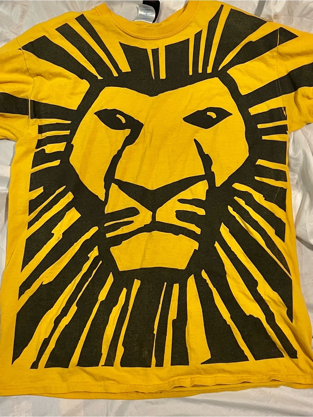 Vintage Lion King On Broadway Graphic Lion Face Yellow Tee Men’s M